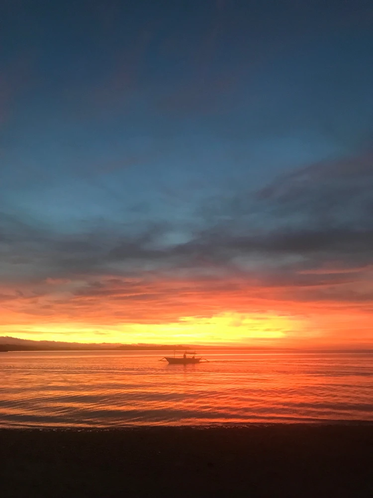 GIF uploaded by Issshiee