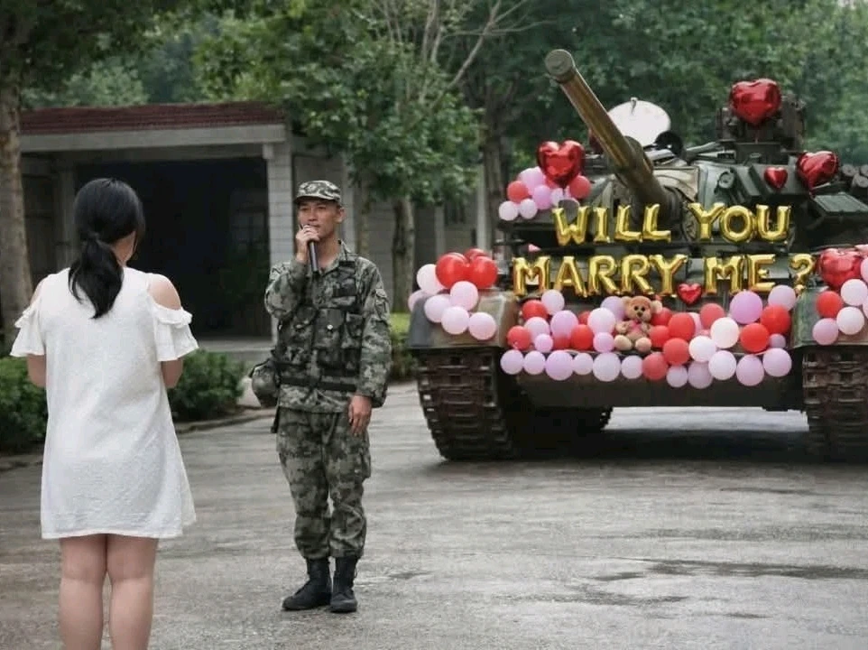 GIF uploaded by Roxy