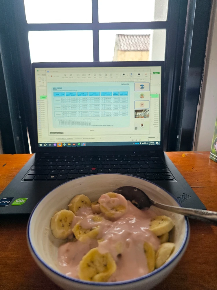 GIF uploaded by Rose