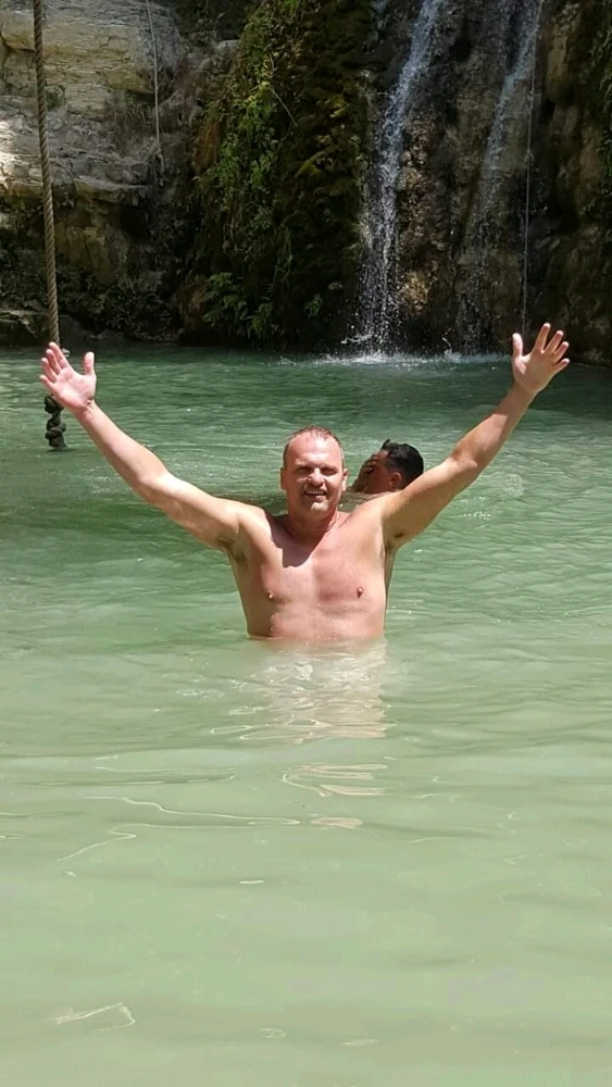 GIF uploaded by Yiannis