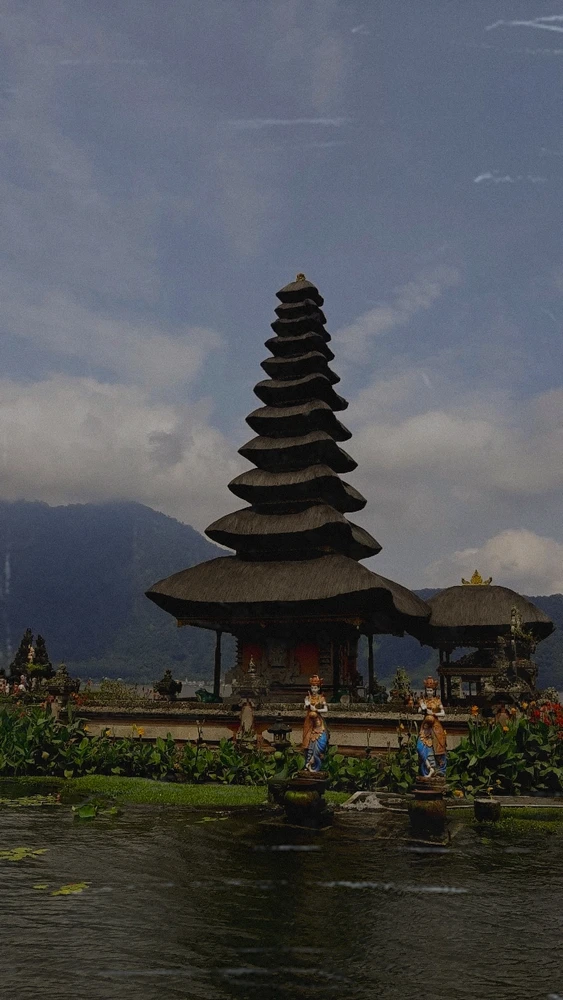 GIF diunggah oleh Rafi