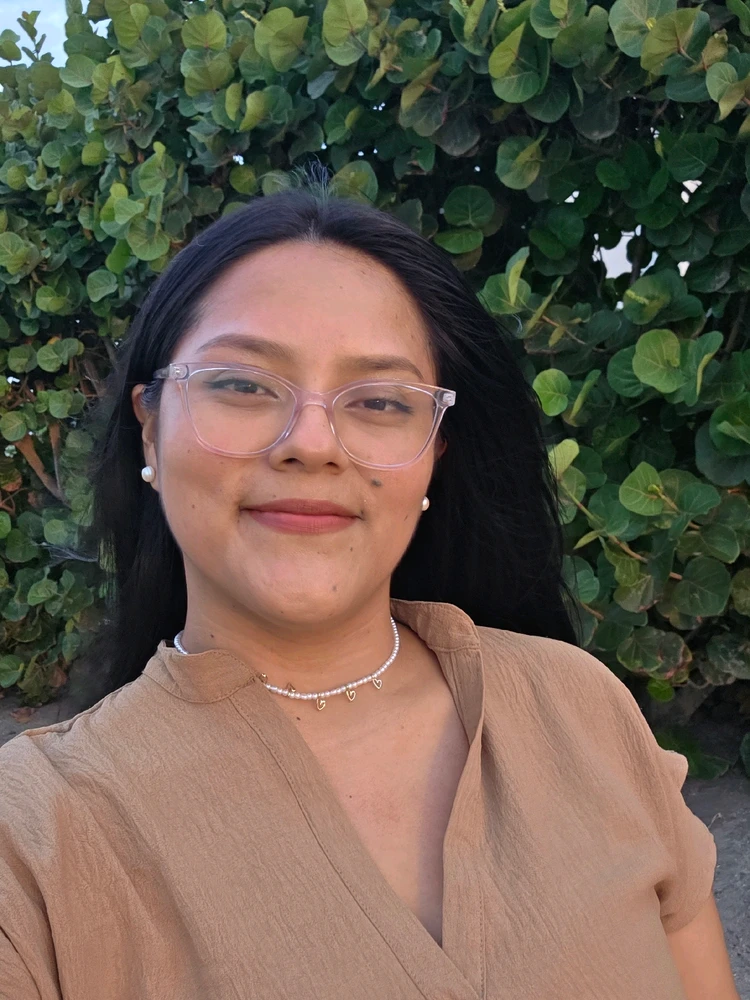 GIF uploaded by Marisol