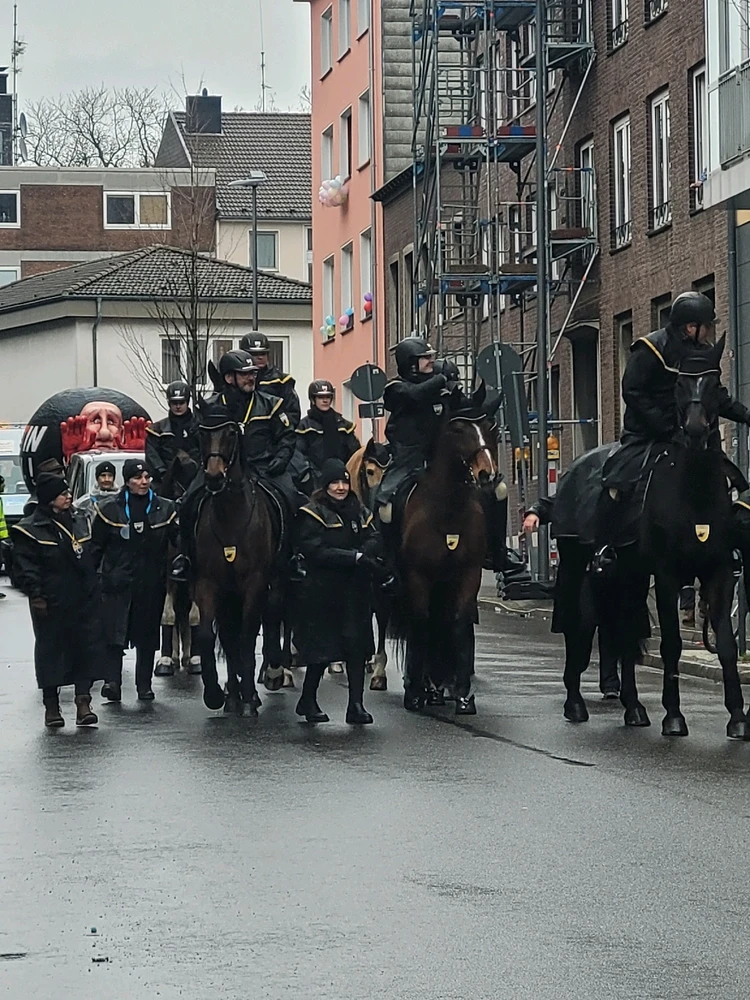 GIF hochgeladen von Yassin