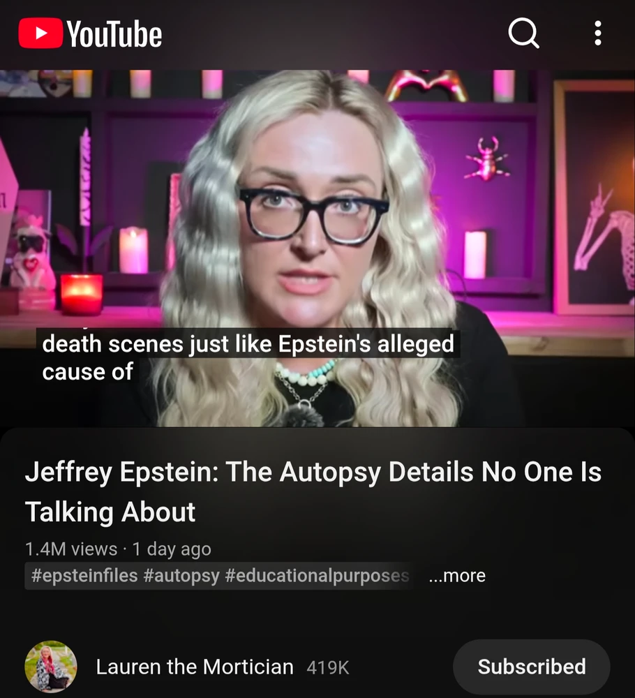 GIF uploaded by Léna