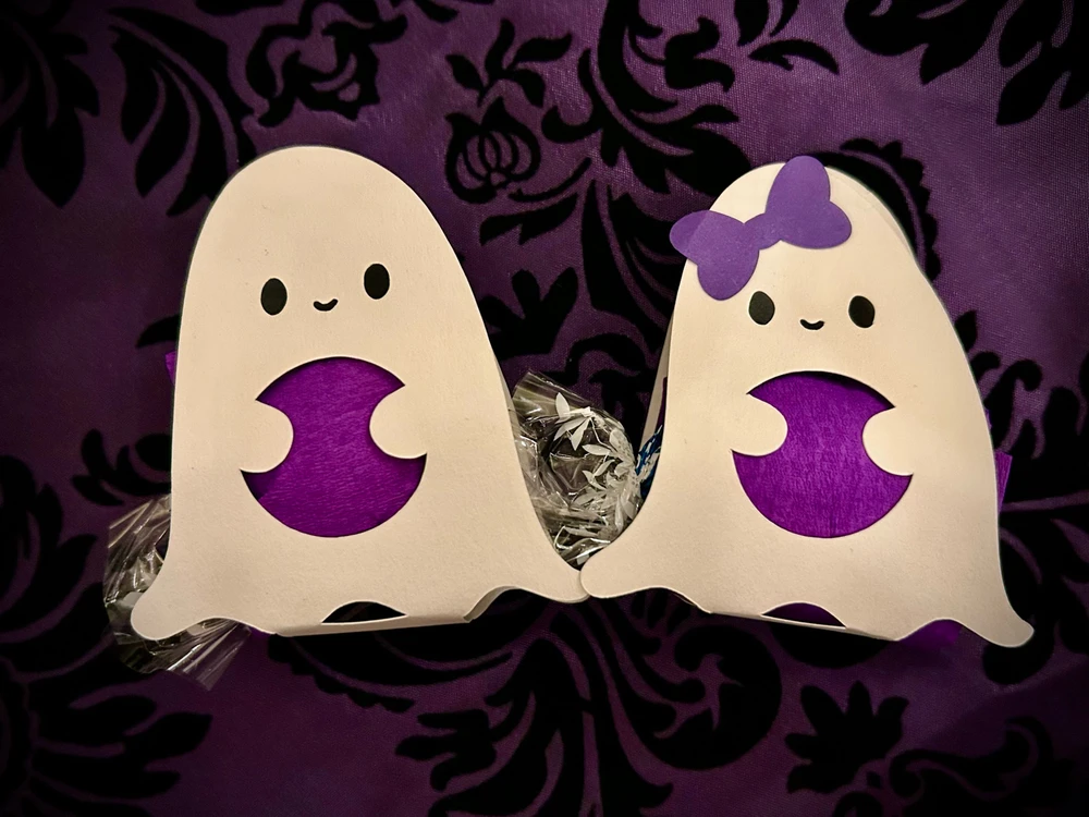 GIF uploaded by Valerie