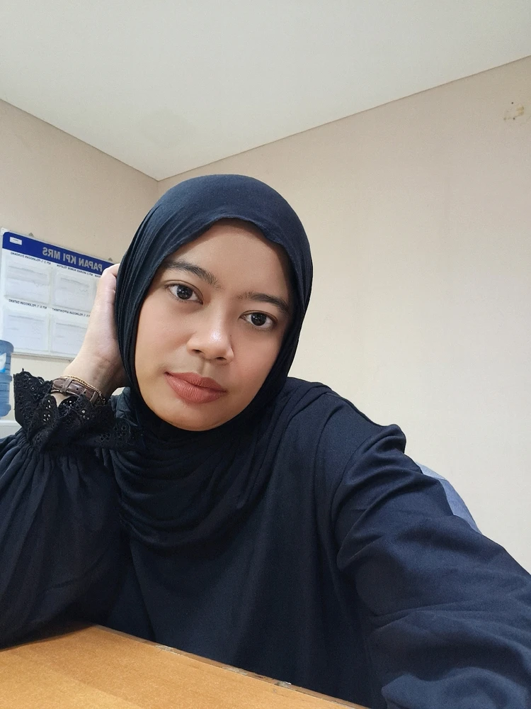 GIF uploaded by Nabilla