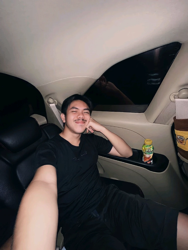 GIF diunggah oleh Arief