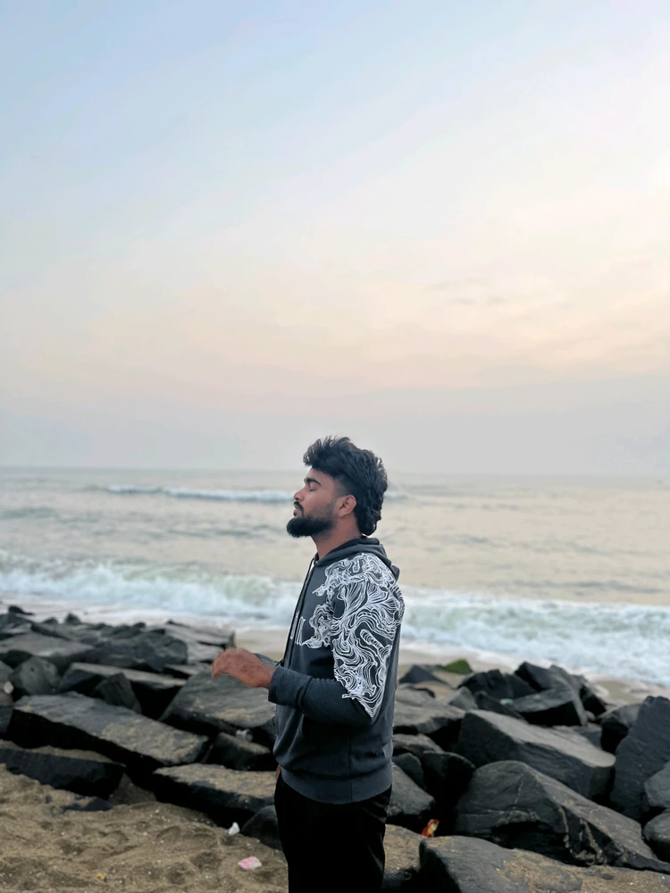 GIF gi-upload ni Karthick