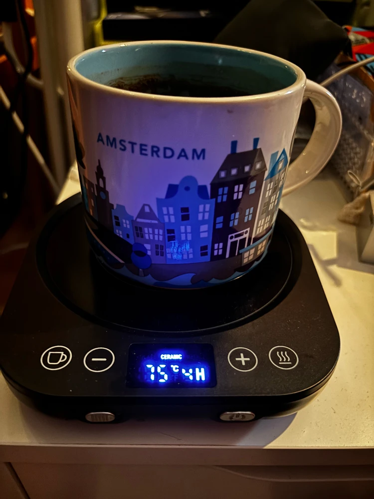 GIF uploaded by Iris