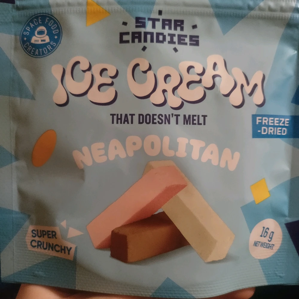 GIF uploaded by Sofija