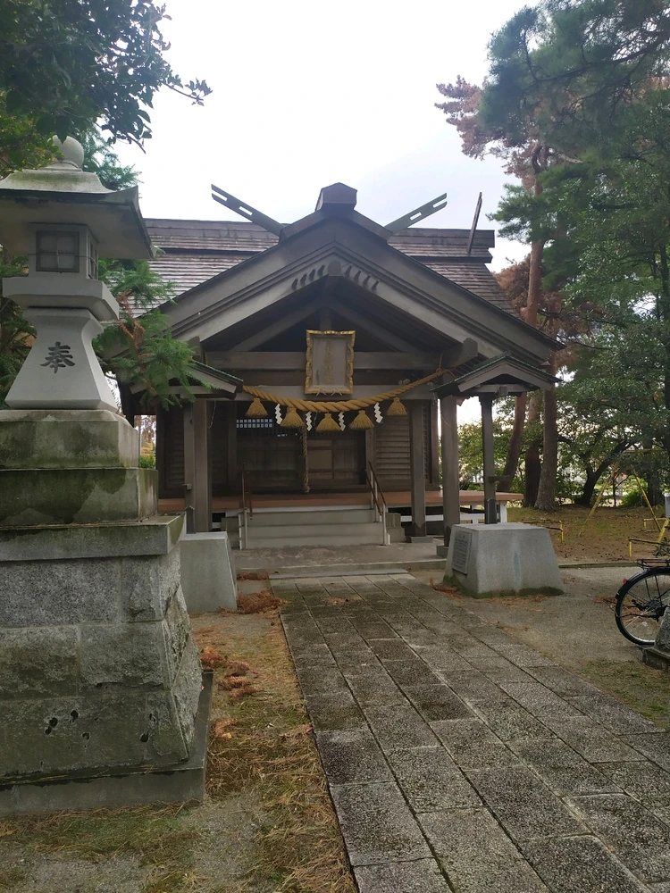 GIF diunggah oleh Aghel Dimas Pratama