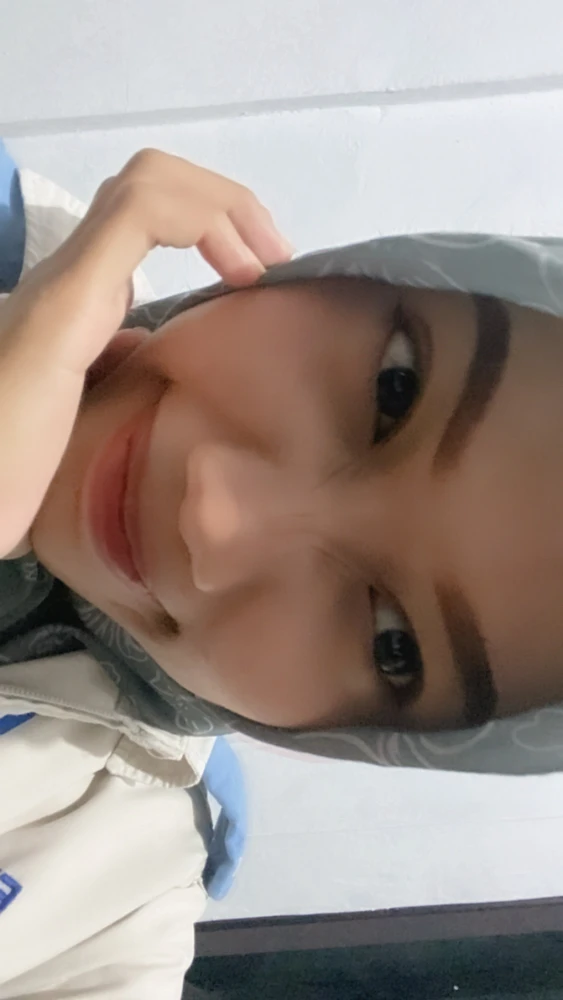 GIF diunggah oleh Arum