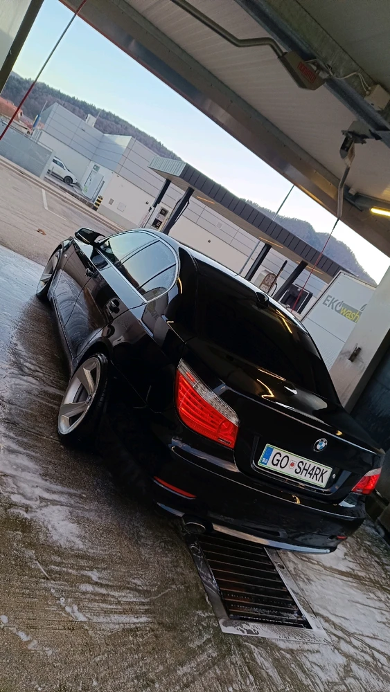 GIF uploaded by Vedad