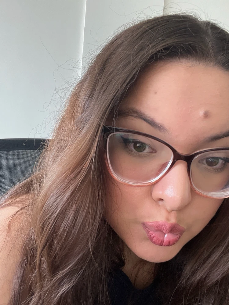 GIF uploaded by Laura