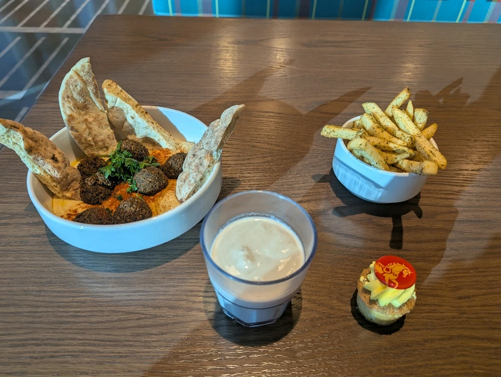 GIF uploaded by Tobi