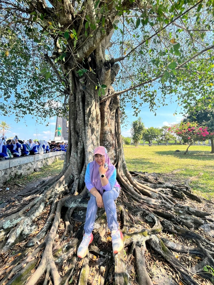 GIF diunggah oleh RIKI SULISTIAWATY