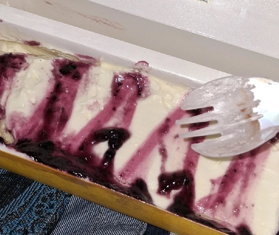 GIF uploaded by Aoseà