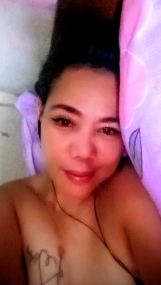 GIF uploaded by Luna