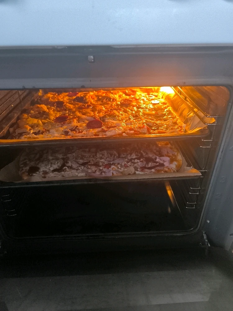 GIF uploaded by Zsanett