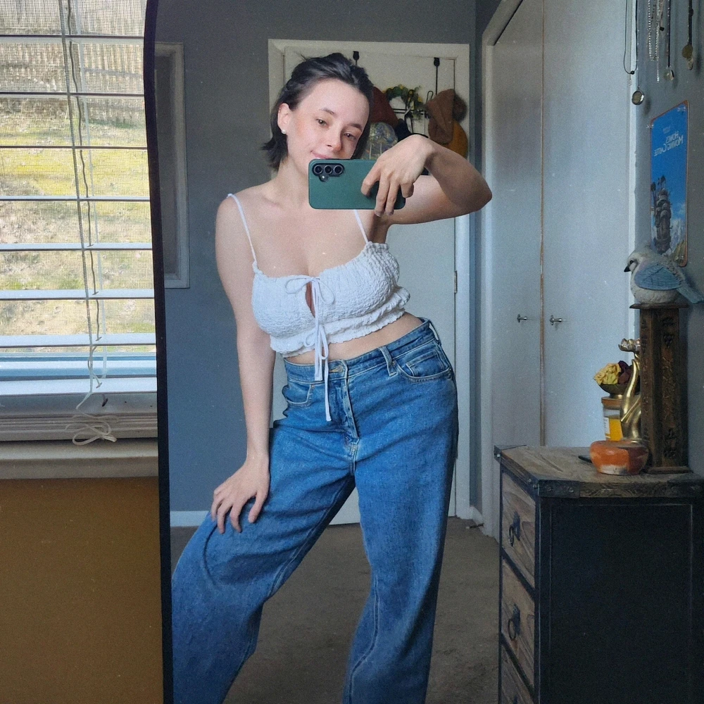 Image uploaded by Halie 🦋🐌🐝🐛🐞