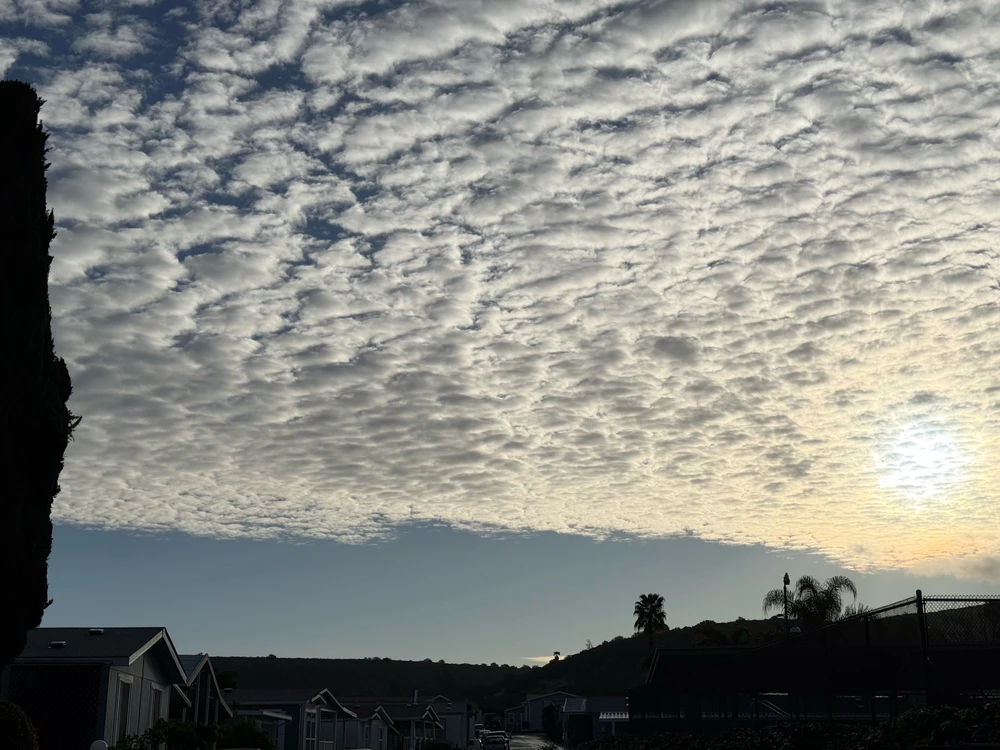 Gambar diunggah dening Guy-O-Blanco