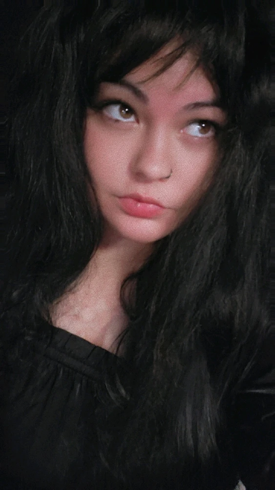 GIF uploaded by 𝕷𝔲𝔵