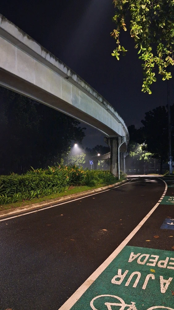 Gambar diunggah oleh Moon