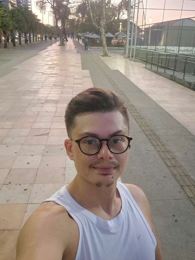 GIF uploaded by Aldenor Fernades