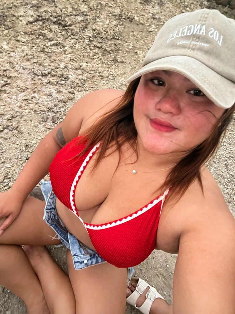 GIF uploaded by Manelyn