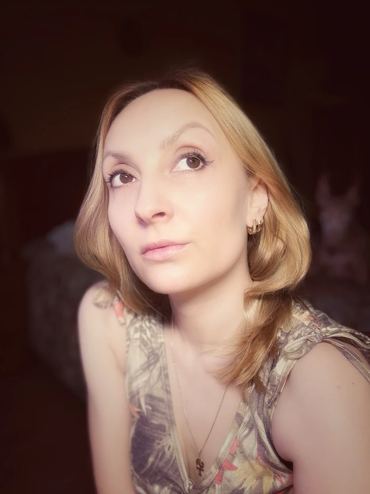 GIF uploaded by Alena