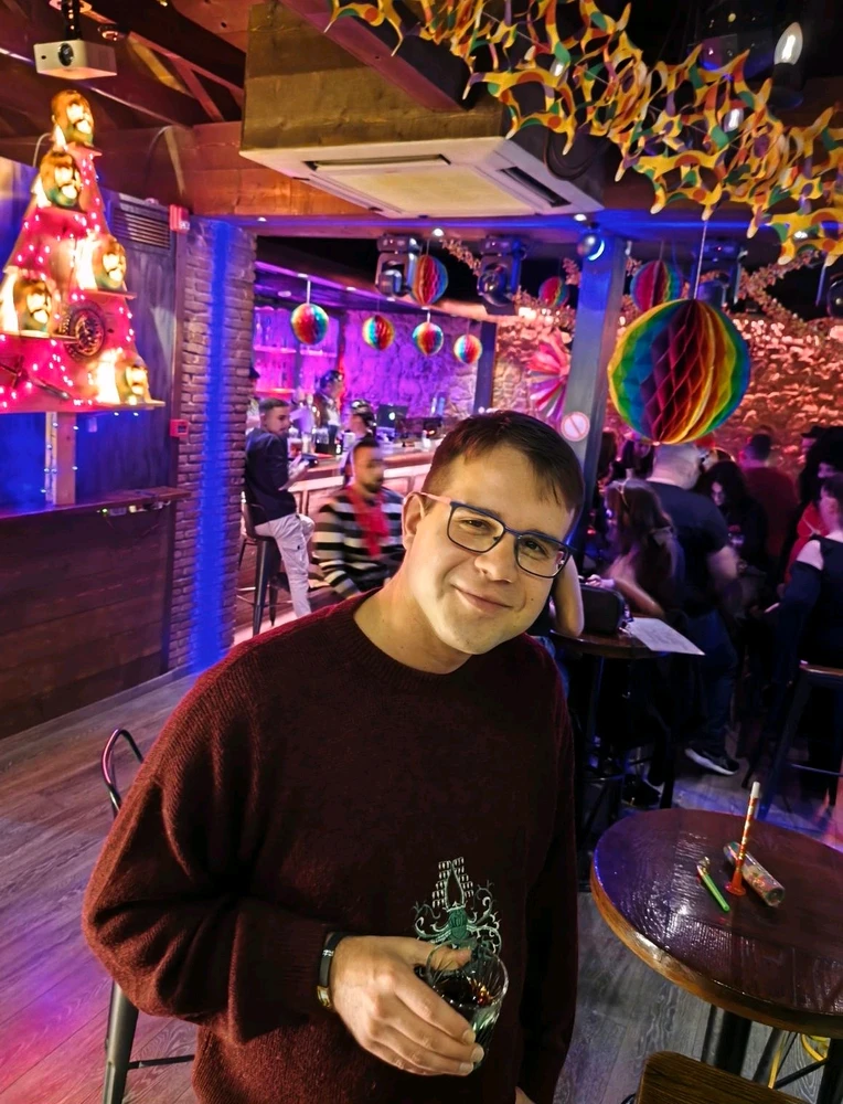 GIF ανέβηκε από Απόστολος