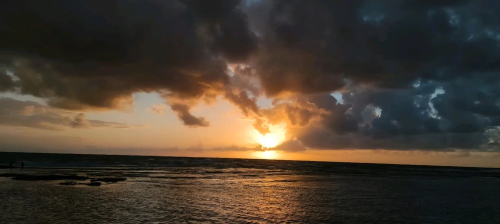 GIF uploaded by Adel