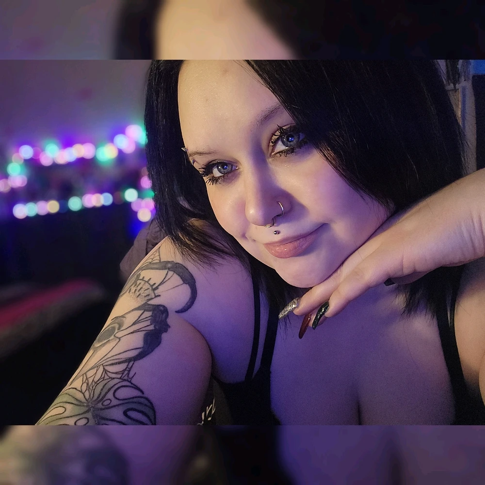 GIF uploaded by Petrea