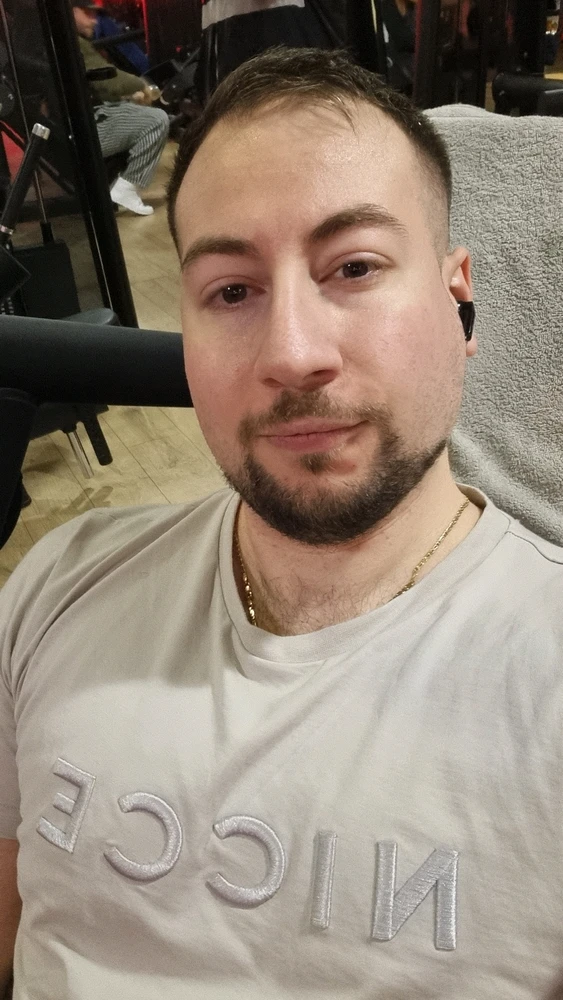 GIF uploaded by °”𝑍έꪊᎦ”°