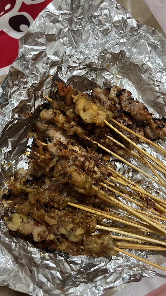 GIF diunggah oleh Putri