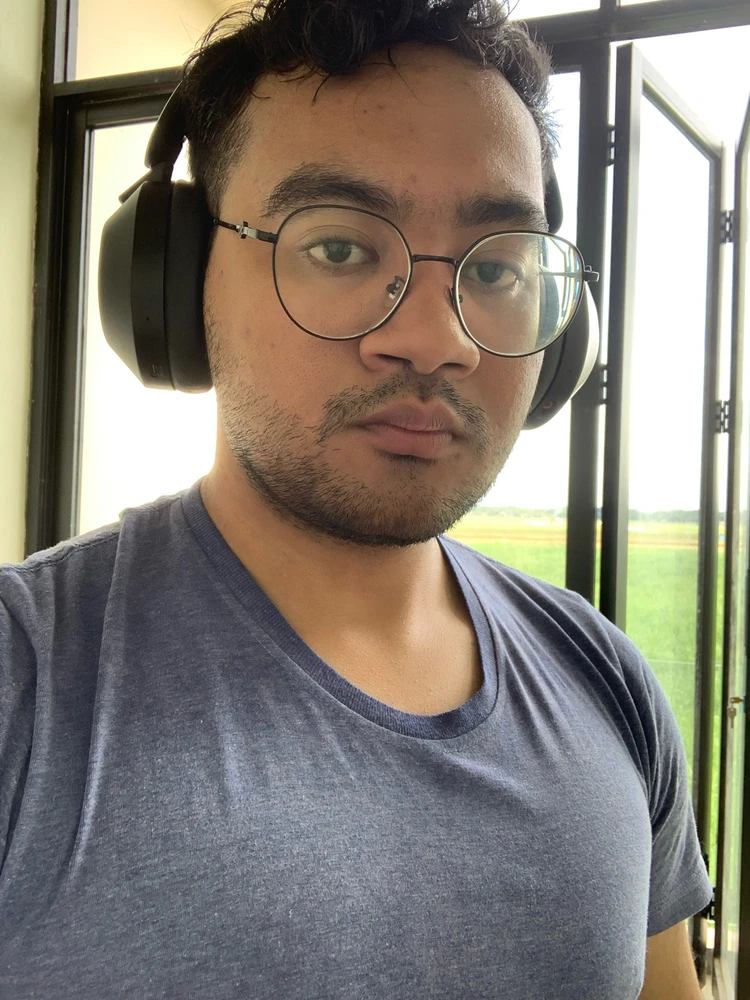 GIF diunggah oleh Fadil