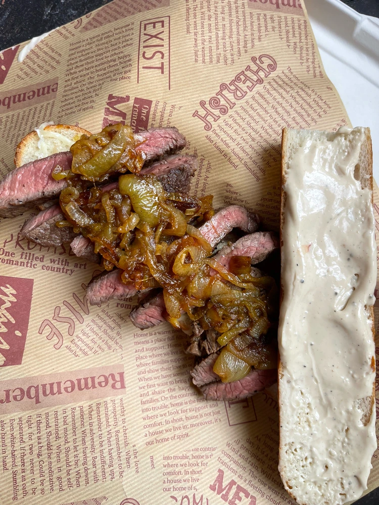 GIF uploaded by Myanee