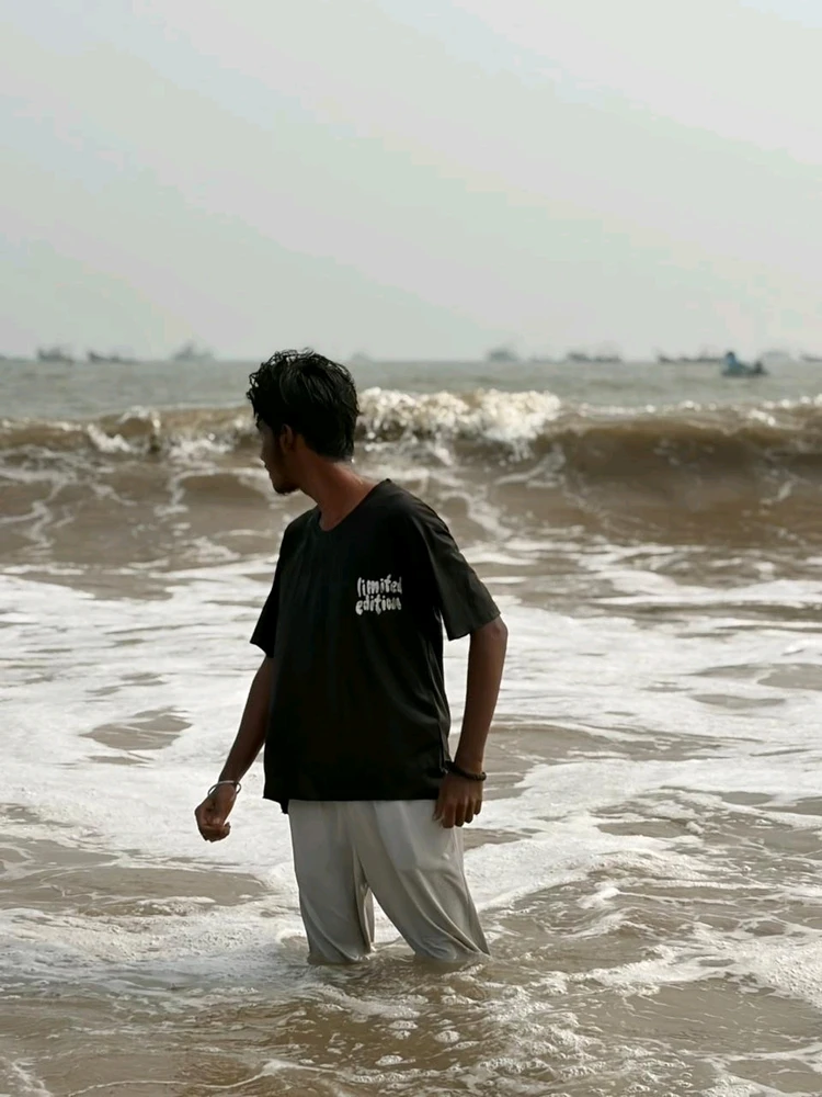 GIF diunggah dening Deeraj