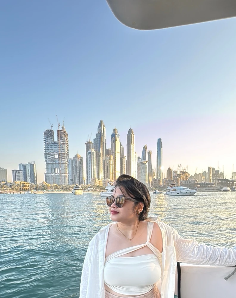 GIF uploaded by Mariya