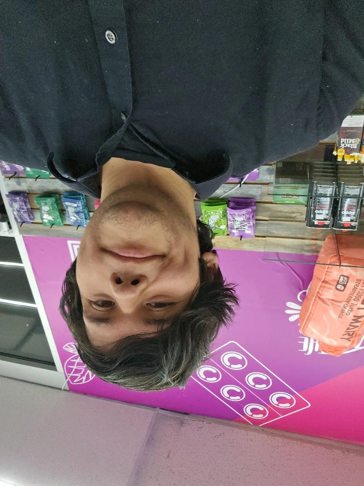 GIF uploaded by Sqwibz