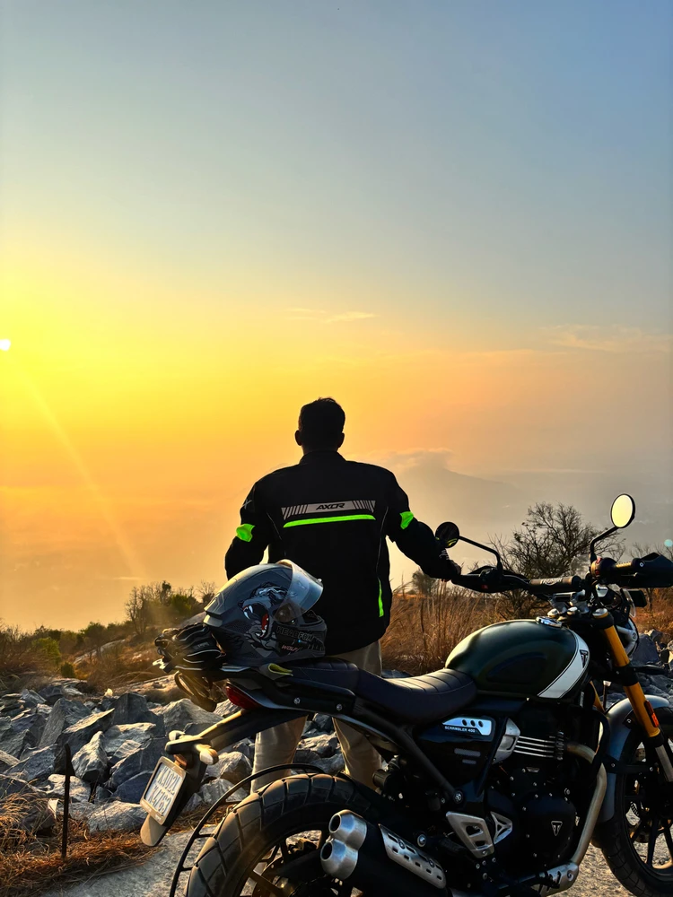 GIF uploaded by Karant