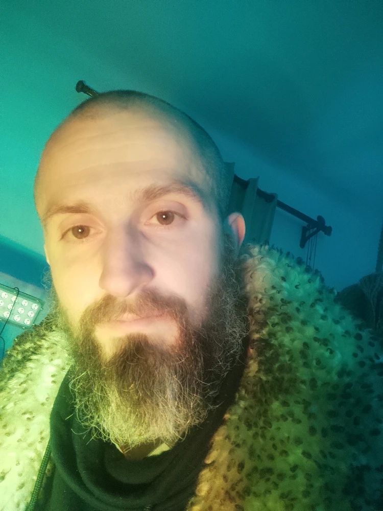 GIF na in-upload ni Răzvan Florentin