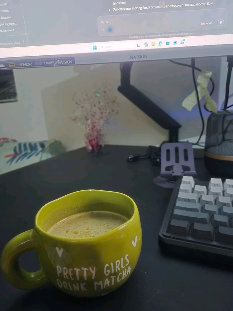 GIF uploaded by Luna