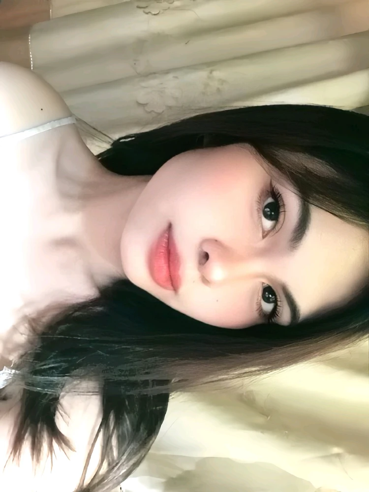 GIF uploaded by Zein