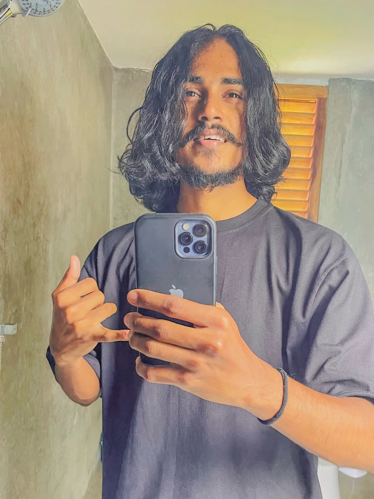 GIF uploaded by Heshan