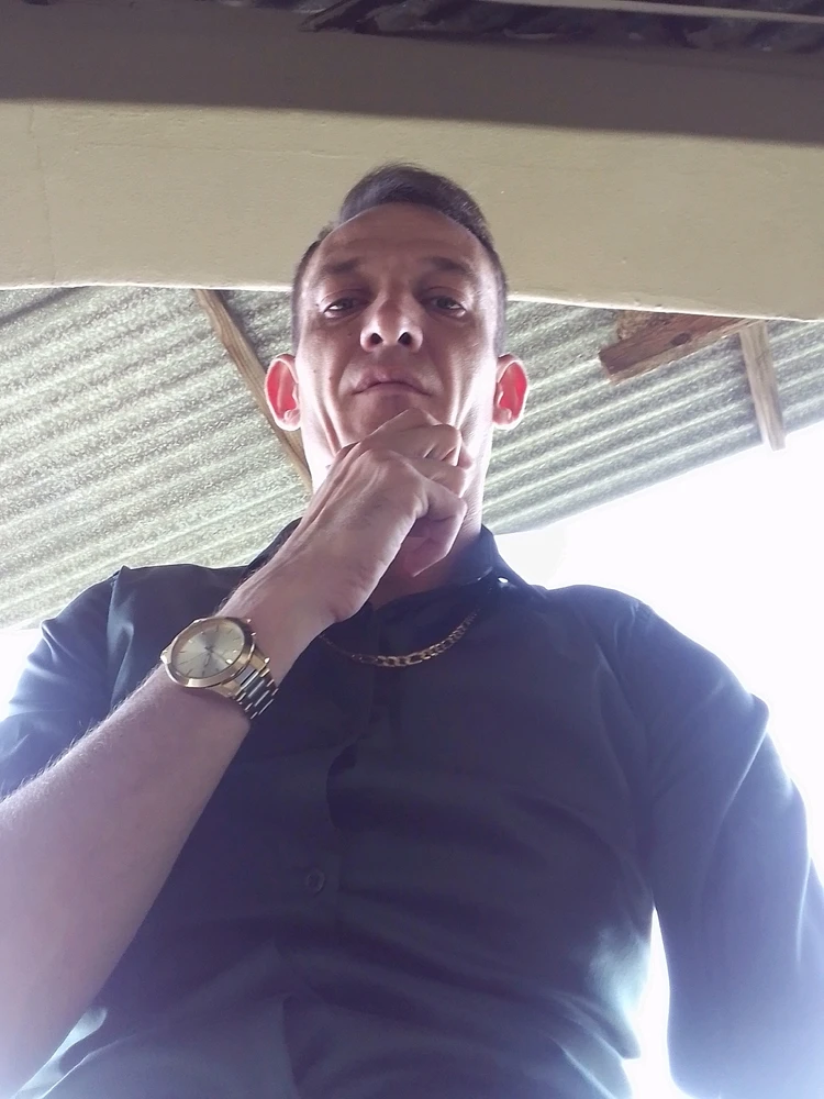 Image uploaded by EyeShift