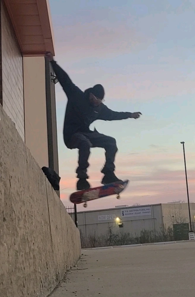 GIF uploaded by De'Shawn