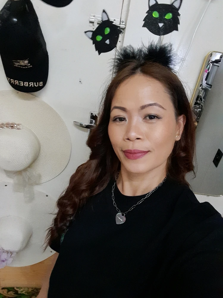 GIF uploaded by Charlene