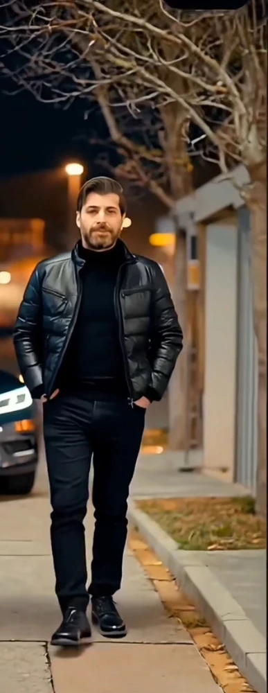 GIF uploaded by Kuzey