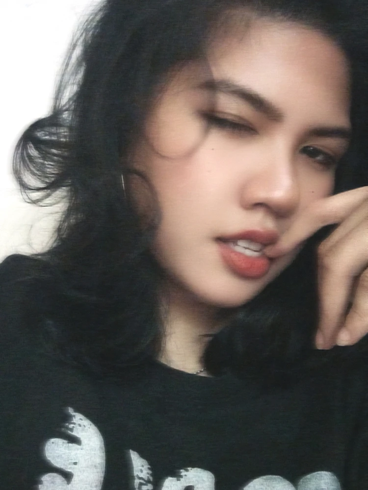 GIF diunggah dening Isle